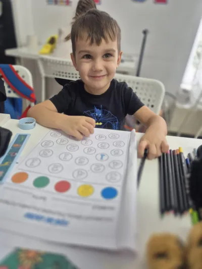 Vacanța de iarnă la PlusKids: lecții, bulgăreală și râsete — fotografie 11