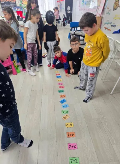 Vacanța de iarnă la PlusKids: lecții, bulgăreală și râsete — fotografie 20