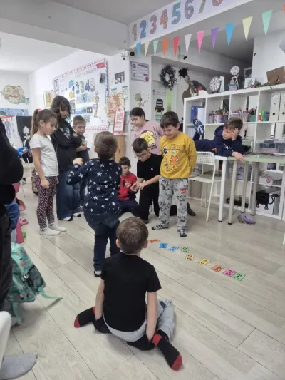 Vacanța de iarnă la PlusKids: lecții, bulgăreală și râsete — fotografie 31