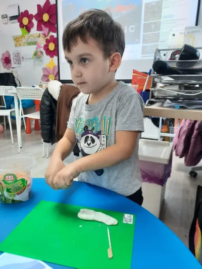 Vacanța de iarnă la PlusKids: lecții, bulgăreală și râsete — fotografie 60