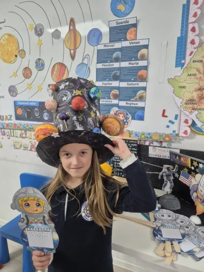 Universul prin ochi de copil: un proiect integrat despre spațiu — fotografie 23