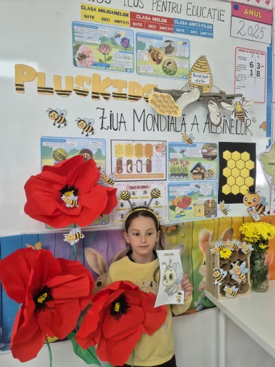 Ziua Albinelor: miere, fagure și o lecție despre polenizare — fotografie 14