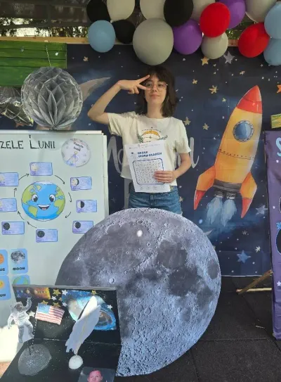 Fazele Lunii și autoportrete de astronaut — fotografie 11