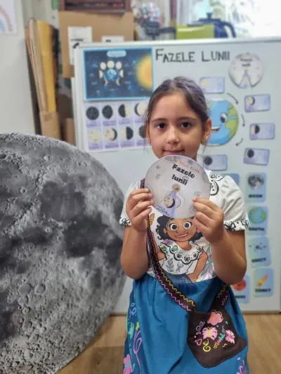 Fazele Lunii și autoportrete de astronaut — fotografie 31