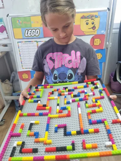 LEGO, programare și prietenii noi la Școala de Vară — fotografie 3