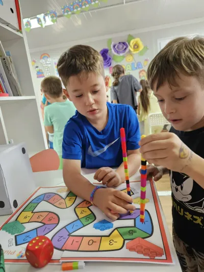 LEGO, programare și prietenii noi la Școala de Vară — fotografie 4