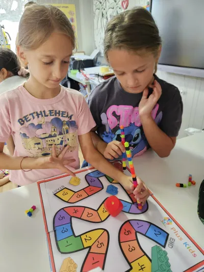 LEGO, programare și prietenii noi la Școala de Vară — fotografie 5