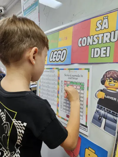 LEGO, programare și prietenii noi la Școala de Vară — fotografie 6