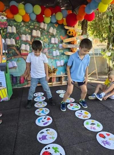 Prima zi după vacanță, cu emoții și planuri mari — fotografie 17