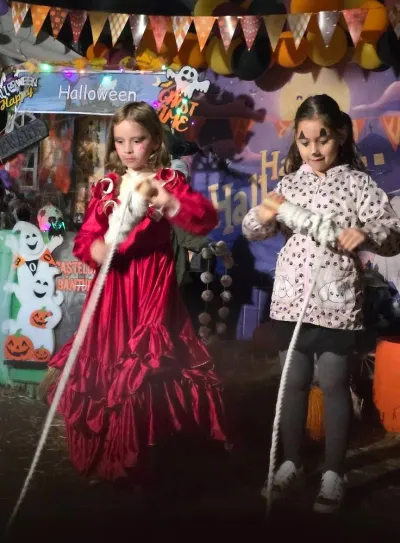 Halloween la PlusKids: costume, paradă și multă voie bună — fotografie 20