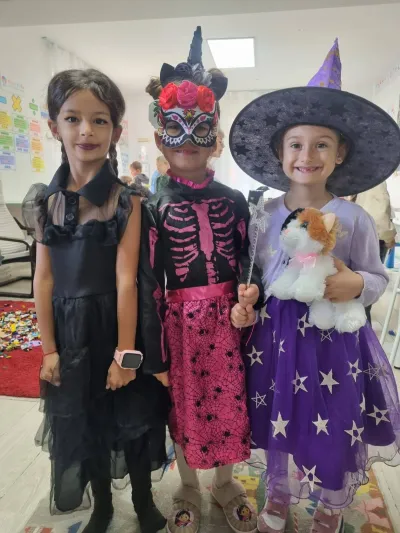 Halloween la PlusKids: costume, paradă și multă voie bună — fotografie 23