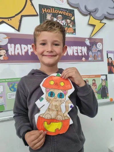 Halloween la PlusKids: costume, paradă și multă voie bună — fotografie 24