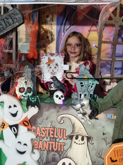 Halloween la PlusKids: costume, paradă și multă voie bună — fotografie 28