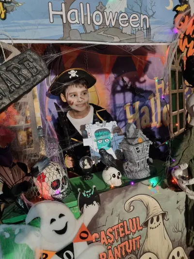 Halloween la PlusKids: costume, paradă și multă voie bună — fotografie 29