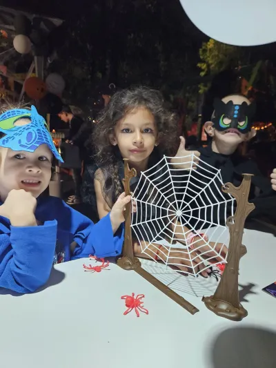 Halloween la PlusKids: costume, paradă și multă voie bună — fotografie 63