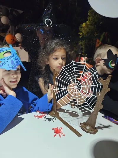 Halloween la PlusKids: costume, paradă și multă voie bună — fotografie 72