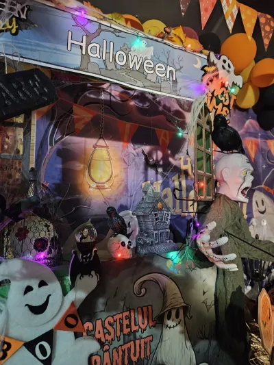 Halloween la PlusKids: costume, paradă și multă voie bună — fotografie 73