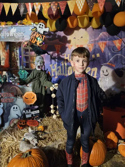 Halloween la PlusKids: costume, paradă și multă voie bună — fotografie 75