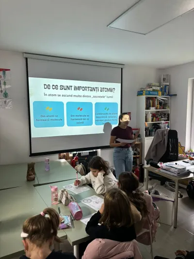 "Horia Hulubei" High School Day, marked with a physics lesson — photo 16