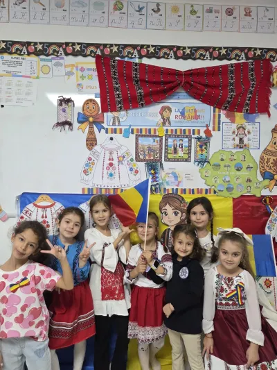 1 Decembrie: Ziua Națională, sărbătorită cu cei mici — fotografie 33