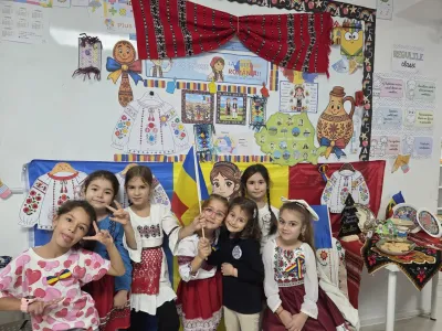 1 Decembrie: Ziua Națională, sărbătorită cu cei mici — fotografie 34
