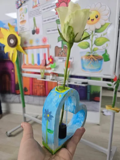The magic flowers workshop: an experiment with coloured water — photo 21