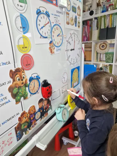 Căpșuni, silabe și figuri geometrice într-o săptămână de activități integrate — fotografie 41