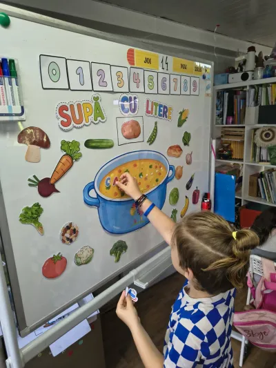 Căpșuni, silabe și figuri geometrice într-o săptămână de activități integrate — fotografie 52