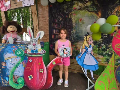 Summer School opened with Alice in Wonderland — photo 11