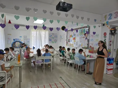 Summer School opened with Alice in Wonderland — photo 17
