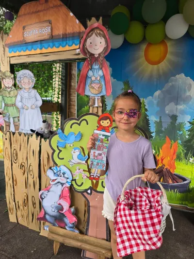 The World of Stories: Little Red Riding Hood, retold by the children — photo 10