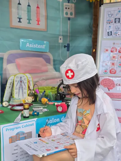 Week 3: little doctors discover what a physician does — photo 5