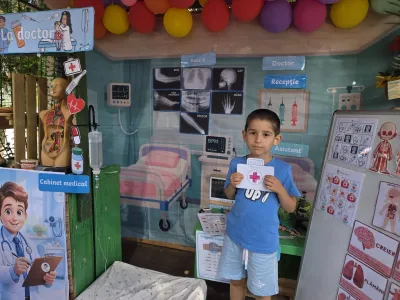 Week 3: little doctors discover what a physician does — photo 15