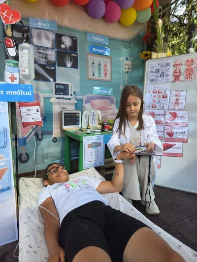 Week 3: little doctors discover what a physician does — photo 22
