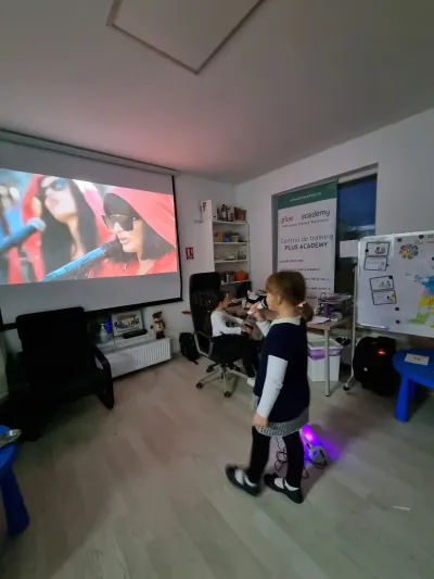 Din activitățile de noiembrie de la PlusKids — fotografie 18