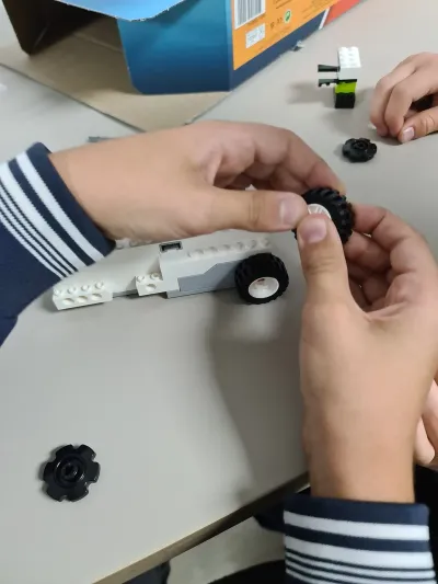Cursul PlusKids de programare Scratch și robotică — fotografie 6