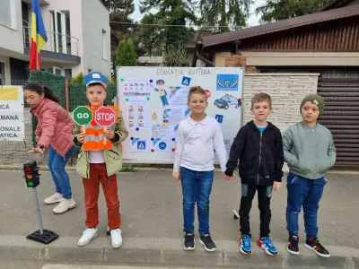 Educație rutieră: cum traversăm strada în siguranță — fotografie 8