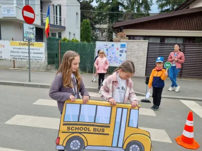 Educație rutieră: cum traversăm strada în siguranță — fotografie 20