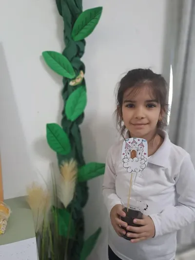 Jack and the Beanstalk: from beans to sentences and a short play — photo 1