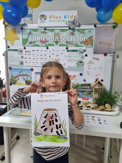 Lumea insectelor, privită cu lupa: furnicile și mușuroiul lor — fotografie 4