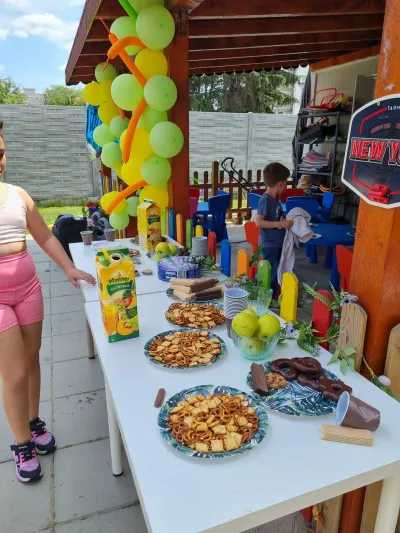Ziua Copiilor la PlusKids: limonadă, tobogan gonflabil și dans — fotografie 8