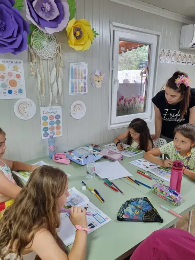 A început Școala de Vară, cu unsprezece săptămâni tematice — fotografie 14
