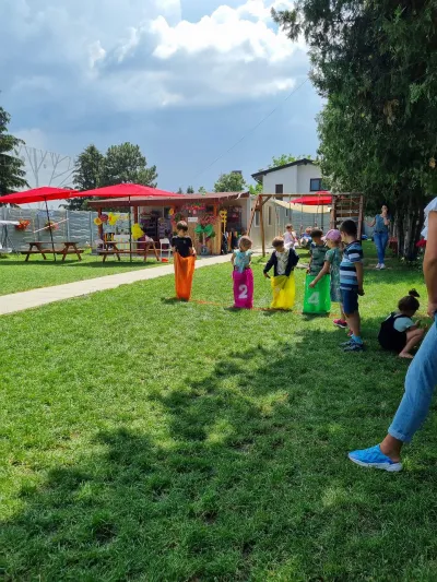 A început Școala de Vară, cu unsprezece săptămâni tematice — fotografie 28