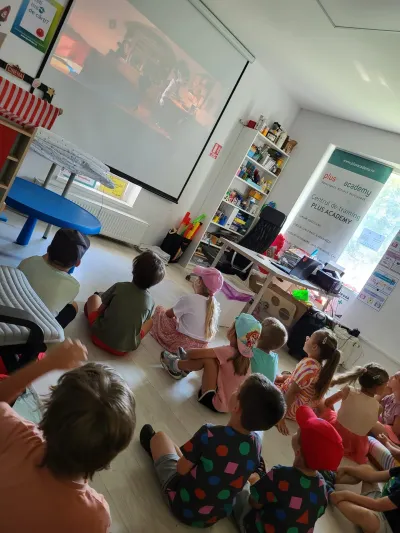 Theatre and film week, with puppets, screenings and a circus — photo 24
