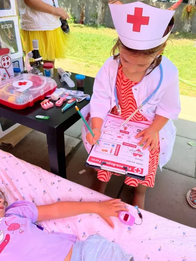 What a day at Summer School looked like, from morning to free play — photo 2
