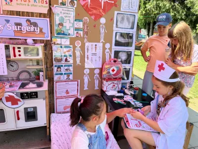 What a day at Summer School looked like, from morning to free play — photo 3