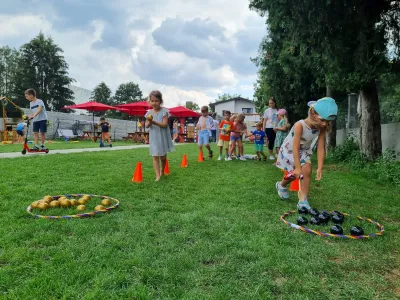 What a day at Summer School looked like, from morning to free play — photo 18