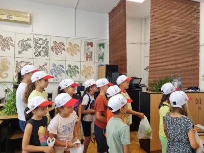 Little artists discover colours, techniques and Constantin Brâncuși — photo 38