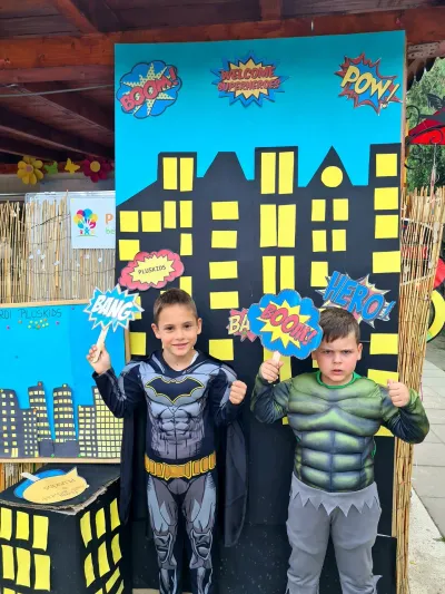 Week 10: heroes, superheroes and the firefighter's job — photo 39