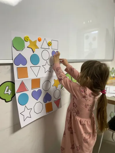 Let the children be creative: English learned through workshops — photo 11